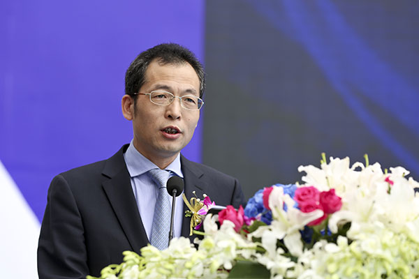云顶国际国际中心项目施工建设方代表浙江建工集团总经理徐伟在仪式上致辞